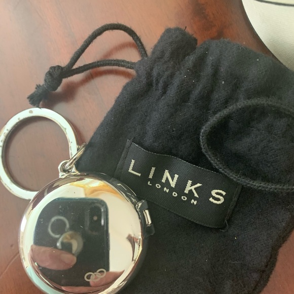 Keychain - Picture 3 of 4